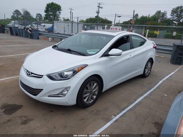 5NPDH4AE6FH555767 Hyundai ELANTRA SE