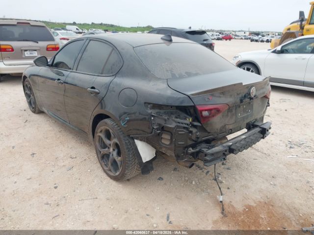 ZARFANBN4K7607998 Alfa Romeo Giulia Ti Sport Awd