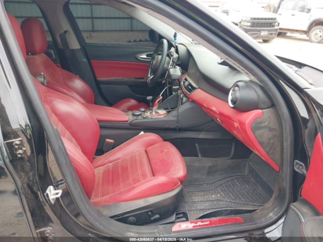 ZARFANBN4K7607998 Alfa Romeo Giulia Ti Sport Awd