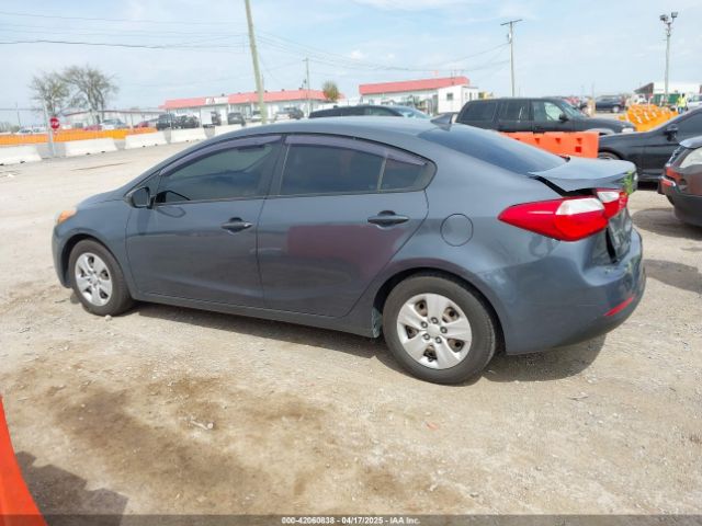 KNAFK4A60G5553353 KIA FORTE LX