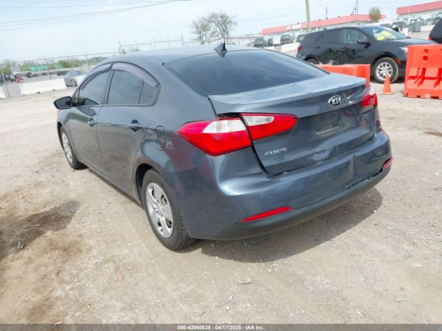 KNAFK4A60G5553353 KIA FORTE LX