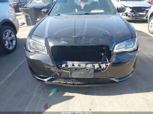Chrysler 300 300s 2019 2C3CCABG8KH628668 Image 6