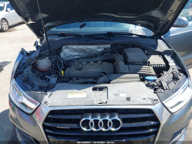 WA1JCCFS5HR003127 Audi Q3 2.0t Premium