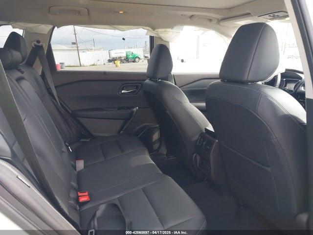 JN8BT3CB7PW464185 Nissan Rogue Sl Intelligent Awd