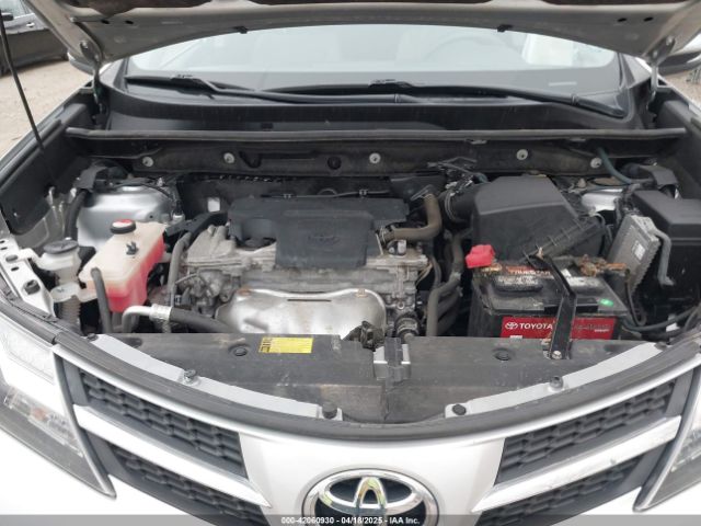 JTMWFREV3FD051415 Toyota Rav4 Xle