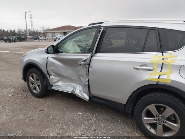 JTMWFREV3FD051415 Toyota Rav4 Xle