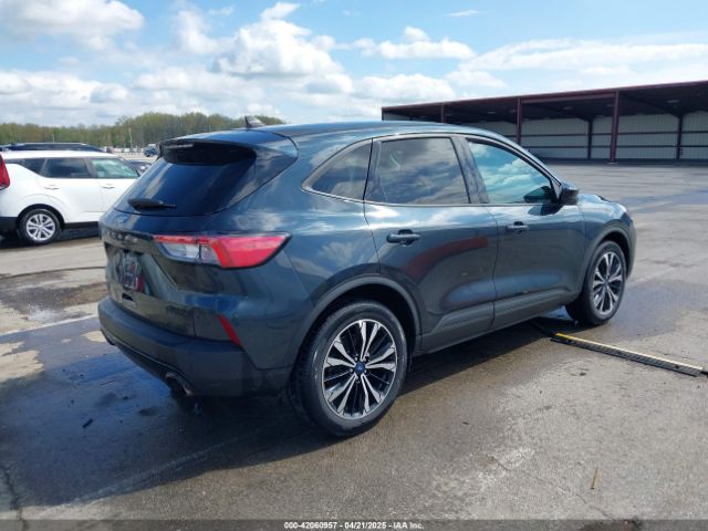 2022 FORD ESCAPE 1FMCU0G62NUA21603 Photo 3