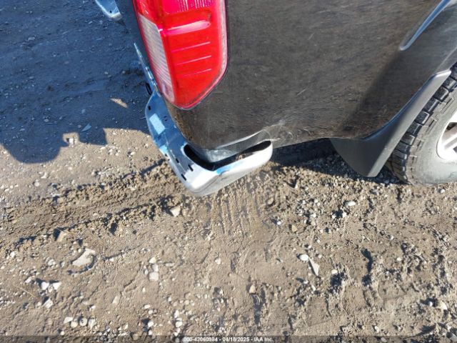 1N6AD0EV6HN748230 Nissan Frontier Sv