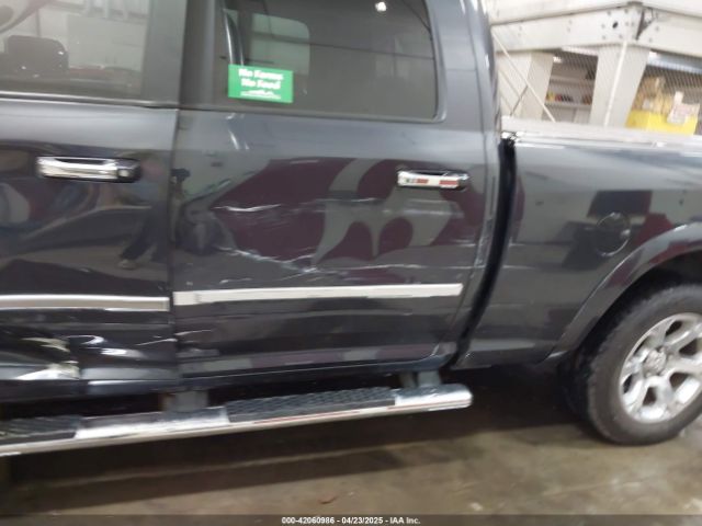 1C6RR7VMXJS229901 RAM 1500 Laramie  4x4 6'4 Box