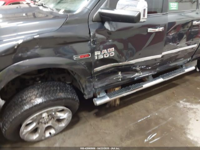 1C6RR7VMXJS229901 RAM 1500 Laramie  4x4 6'4 Box
