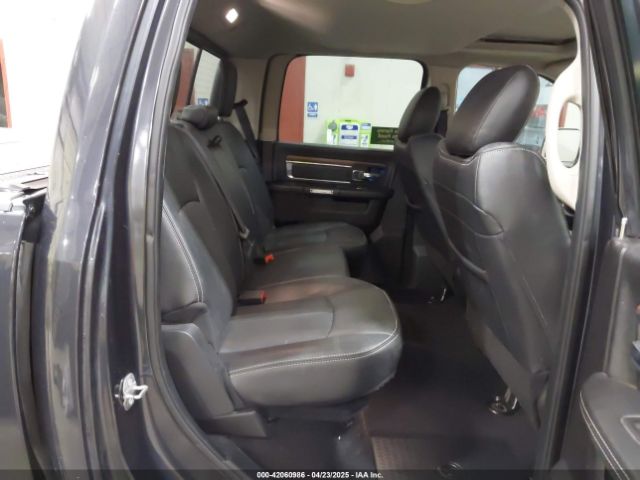 1C6RR7VMXJS229901 RAM 1500 Laramie  4x4 6'4 Box