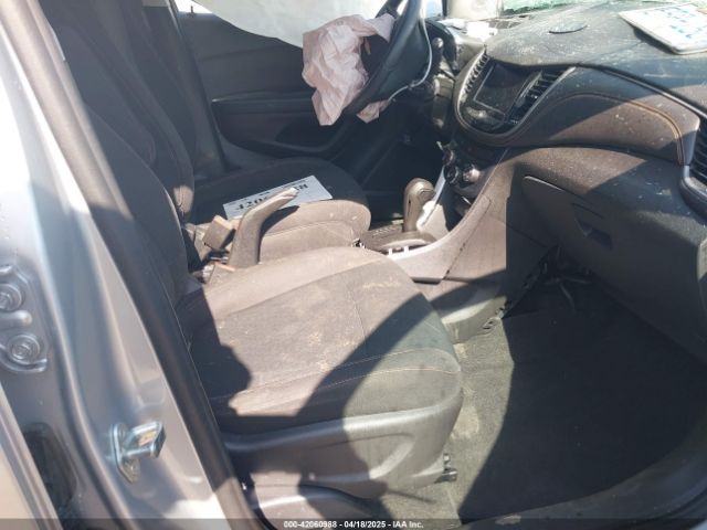3GNCJKSB2LL211624 Chevrolet Trax Fwd Ls
