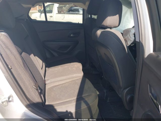 3GNCJKSB2LL211624 Chevrolet Trax Fwd Ls