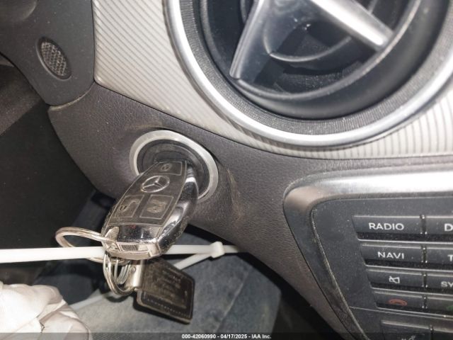 WDCTG4GB7FJ097427 Mercedes-Benz Gla 250 4matic