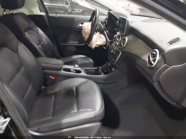 WDCTG4GB7FJ097427 Mercedes-Benz Gla 250 4matic