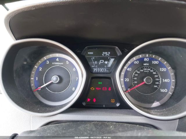 KMHDH4AE4FU264511 Hyundai ELANTRA SE