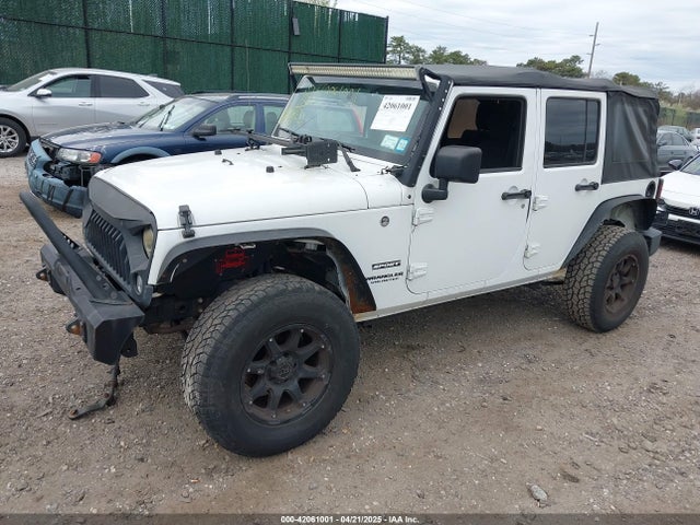 1C4BJWDG9HL671323 Jeep Wrangler Unlimited Sport 4x4