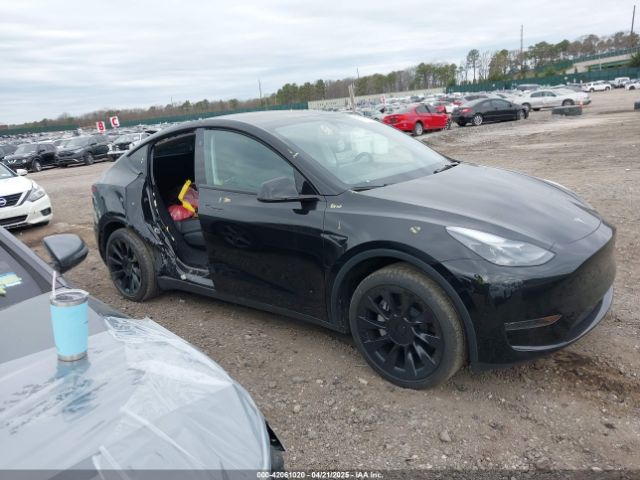 7SAYGDED5RF093696 Tesla Model Y