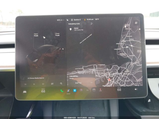 7SAYGDED5RF093696 Tesla Model Y