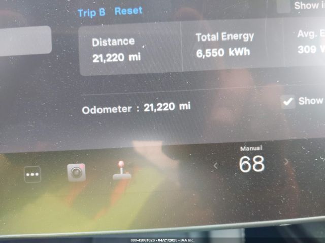 7SAYGDED5RF093696 Tesla Model Y