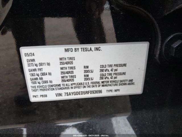7SAYGDED5RF093696 Tesla Model Y