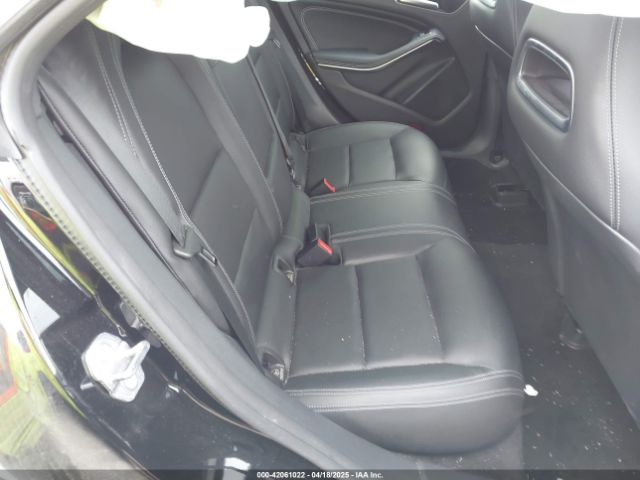 WDDSJ4GB4KN756723 Mercedes-Benz CLA 250 4MATIC