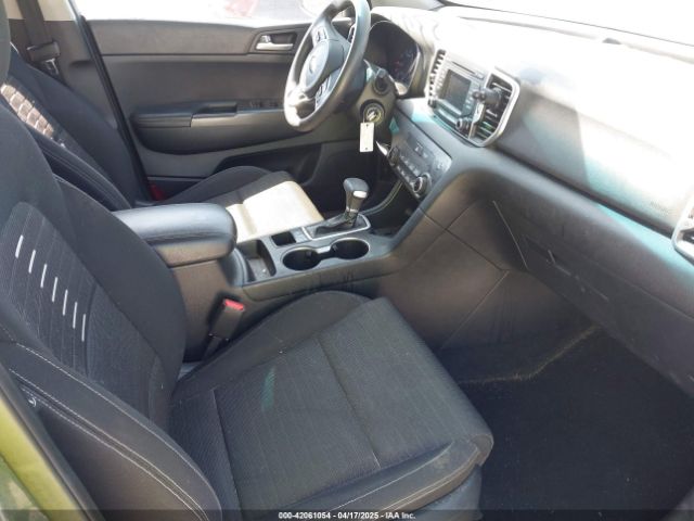 KNDPM3AC9J7472378 KIA Sportage Lx