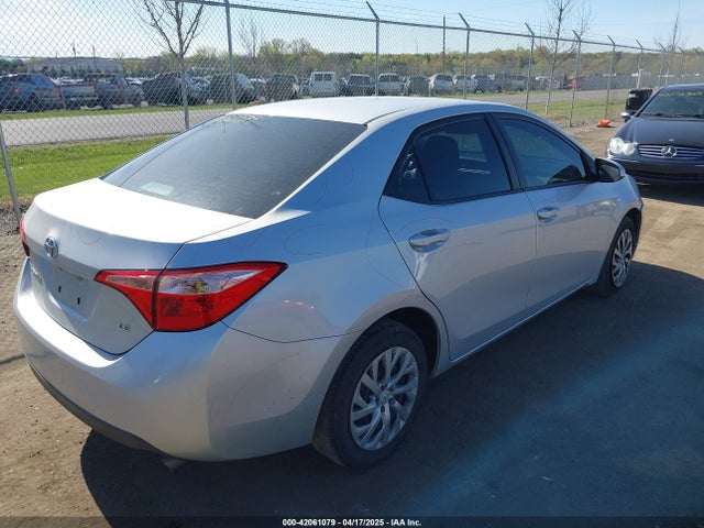 2T1BURHE6KC134196 Toyota COROLLA LE
