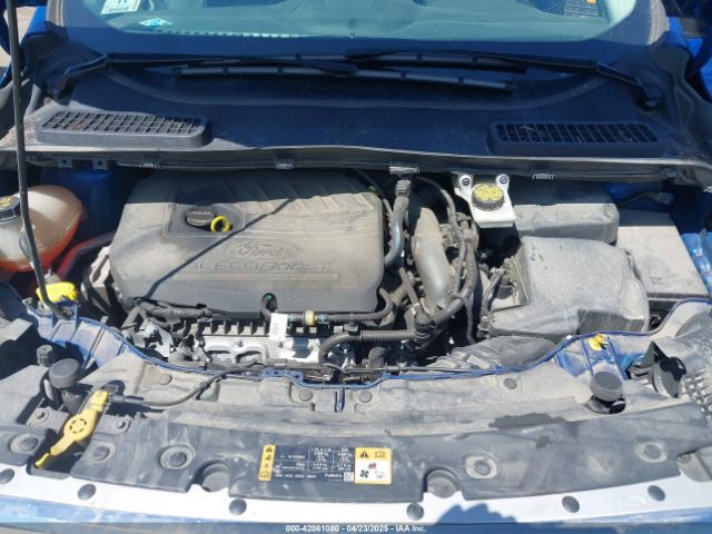 1FMCU9GD4JUB40444 Ford ESCAPE SE