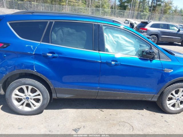 1FMCU9GD4JUB40444 Ford ESCAPE SE