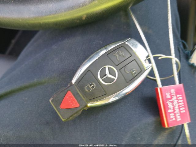 WDDSJ4GB8KN763013 Mercedes-Benz CLA 250 4MATIC