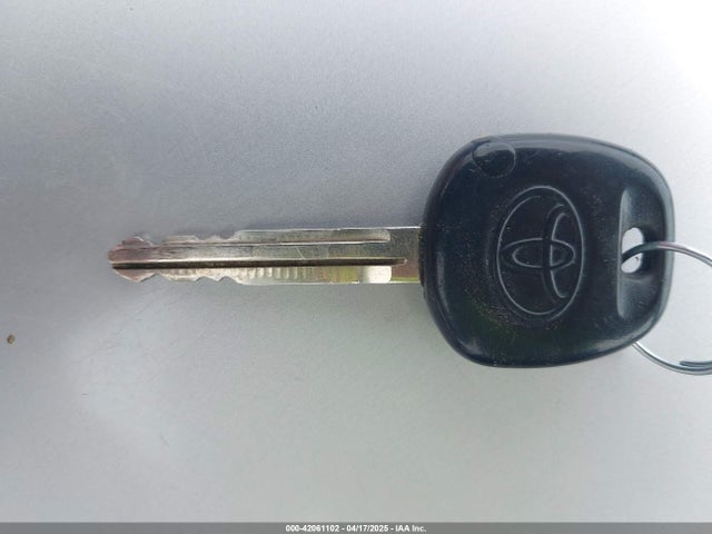 5TFUW5F15FX463099 Toyota Tundra Sr5 5.7l V8