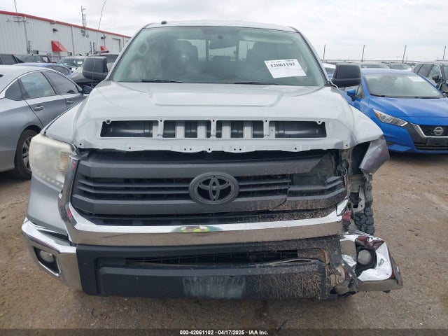 5TFUW5F15FX463099 Toyota Tundra Sr5 5.7l V8