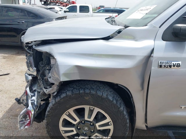 5TFUW5F15FX463099 Toyota Tundra Sr5 5.7l V8