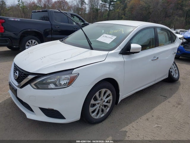3N1AB7AP3KY245745 Nissan SENTRA SV