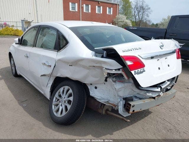 3N1AB7AP3KY245745 Nissan SENTRA SV