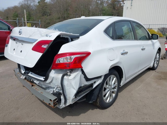 3N1AB7AP3KY245745 Nissan SENTRA SV