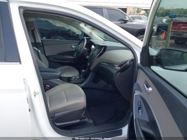 5XYZTDLB3HG439072 Hyundai Santa Fe Sport 2.4l