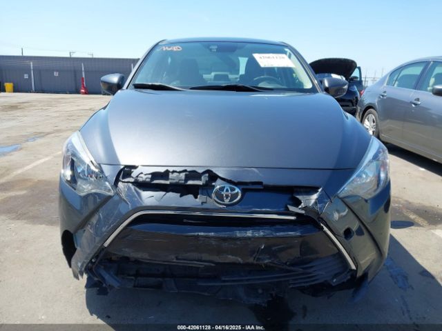 3MYDLBYV7JY330389 Toyota YARIS IA