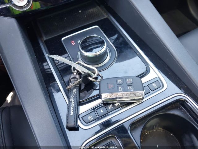 SADCJ2FX8LA632287 Jaguar F-pace Premium P250 Awd Automatic