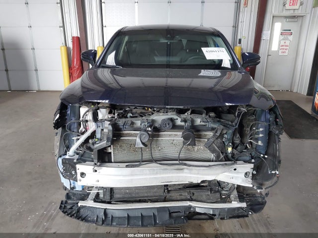 JTEAAAAH6NJ090778 Toyota VENZA LE