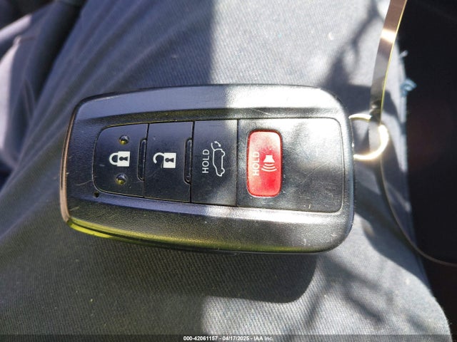 Toyota Rav4 Xle Premium 2019 JTMC1RFV5KJ002874 Image 11