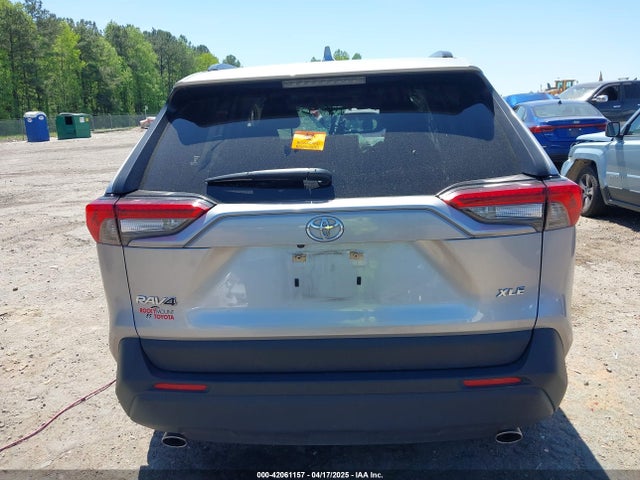 Toyota Rav4 Xle Premium 2019 JTMC1RFV5KJ002874 Image 16