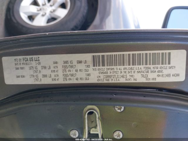1C6RR6FG7LS114615 RAM 1500 Classic Tradesman  4x2 6'4 Box