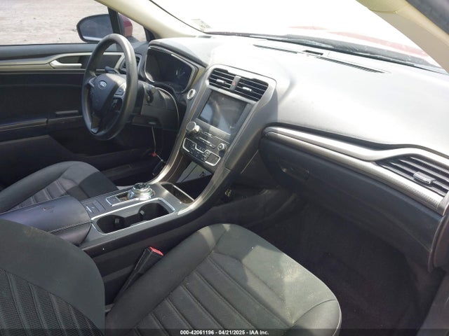 3FA6P0HD3LR178735 Ford FUSION SE