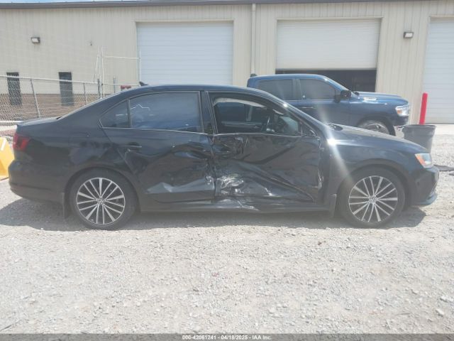 3VWD17AJ9GM259251 Volkswagen Jetta 1.8t Sport