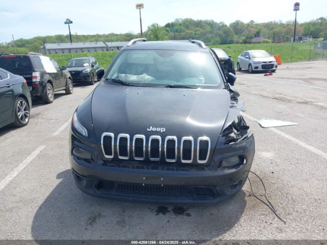 1C4PJLCB7GW201332 Jeep Cherokee Latitude