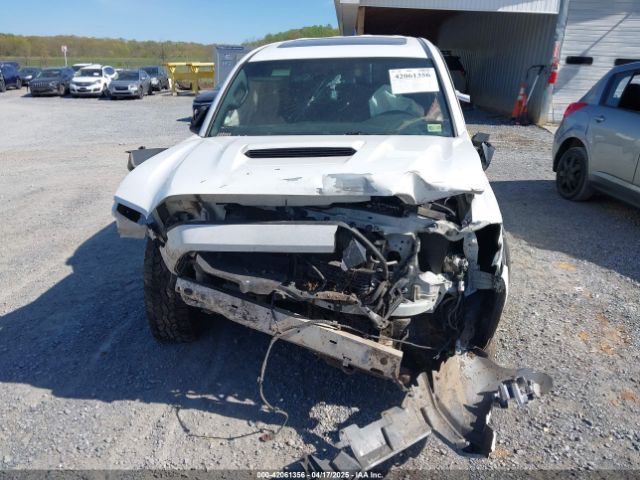 5TFCZ5AN9HX061330 Toyota Tacoma Trd Sport