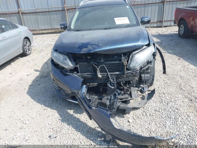 5N1AT2MV4FC883696 Nissan Rogue Sl