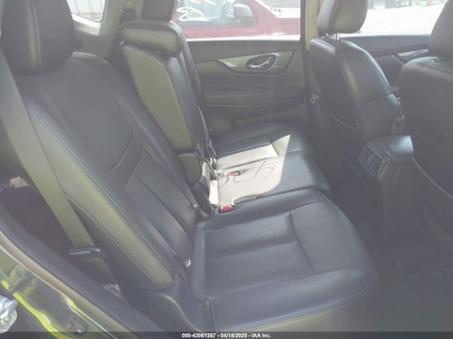 5N1AT2MV4FC883696 Nissan Rogue Sl